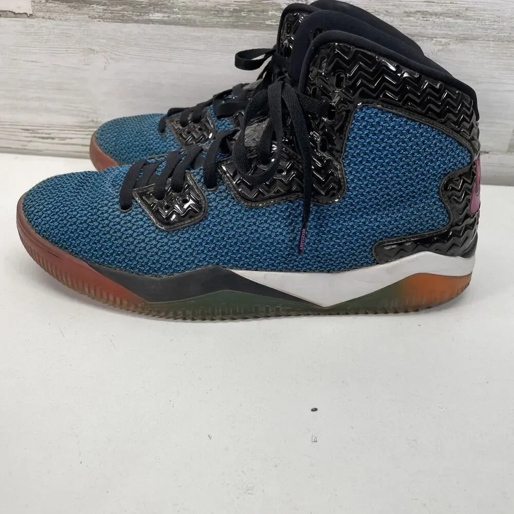 Jordan spike forty